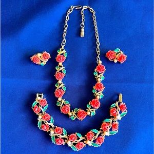 Vintage Set Lucite Roses Pearls & Enamel Necklace Bracelet Clip Earrings EUC